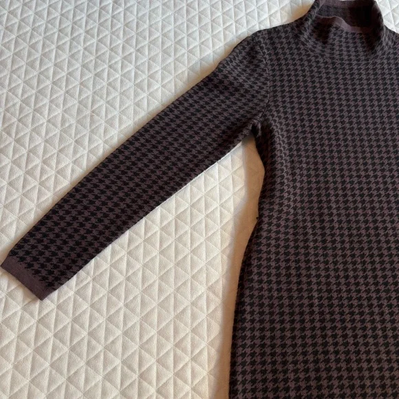 Title Nine Barra Houndstooth Tunic Sweater Dress Size M Brown Black Turtle Neck - Picture 5 of 16